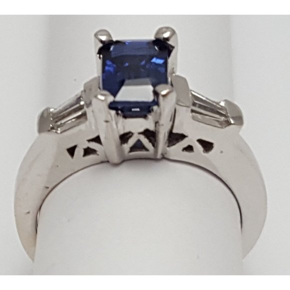 Unique 14K Solid White Gold Designer Sapphire & Baguette Diamond Ring - Size 5.5 - Picture 7 of 16